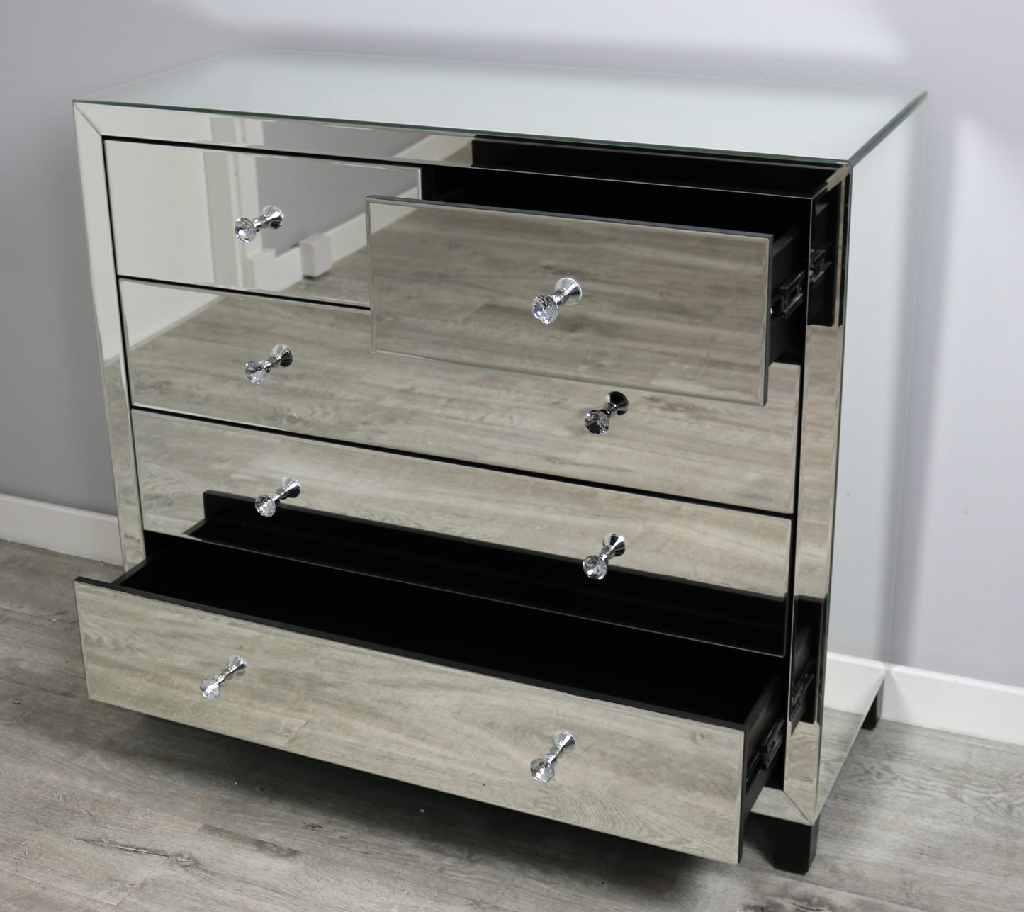 Mirrored Chest Of Drawers