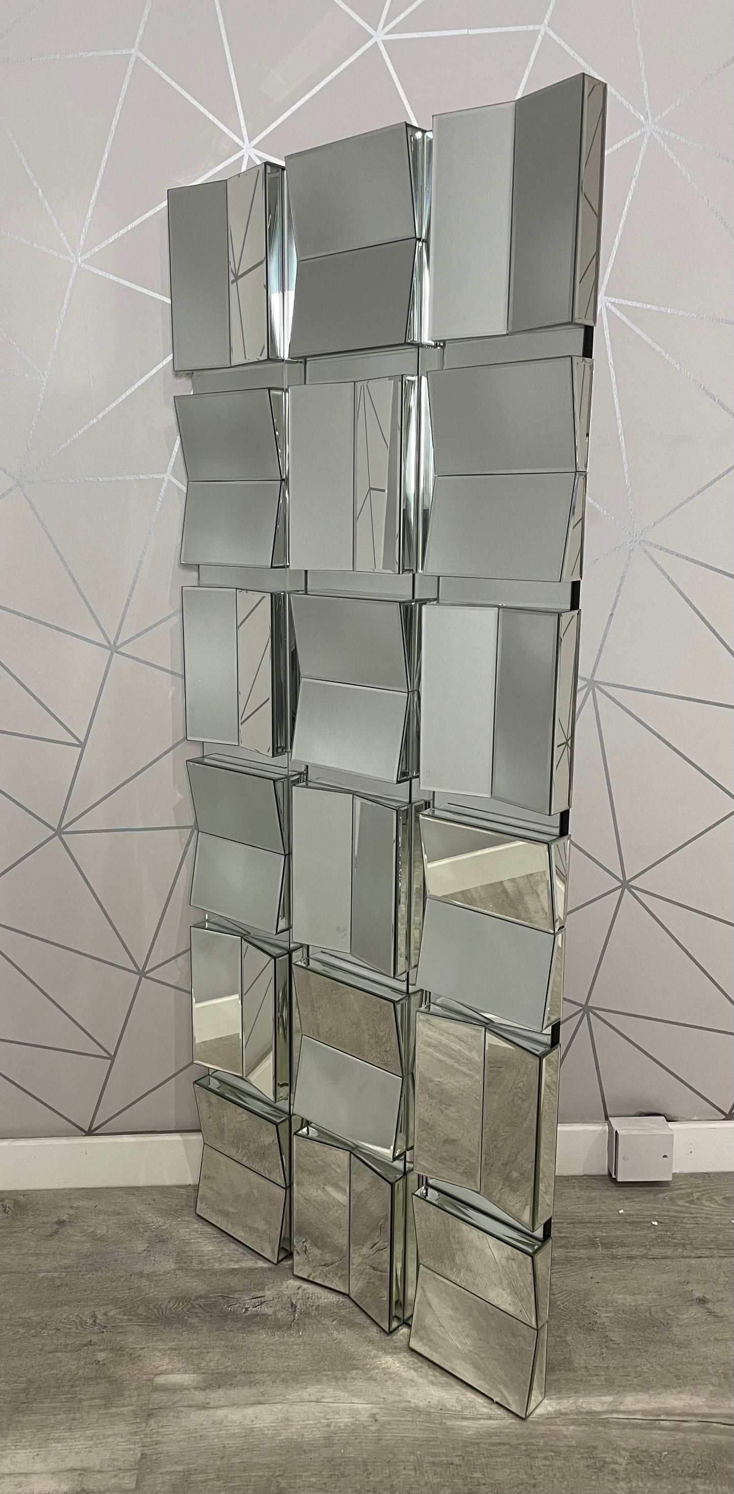 Levels Mirror
