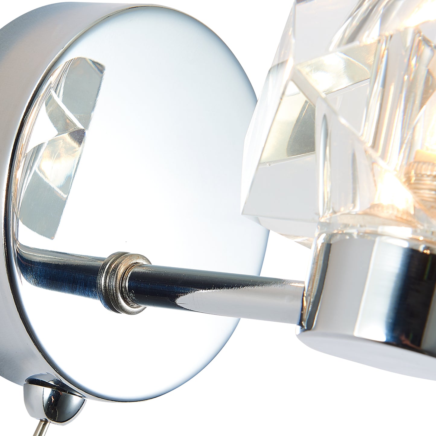 SL010DEN Denholme Wall Light